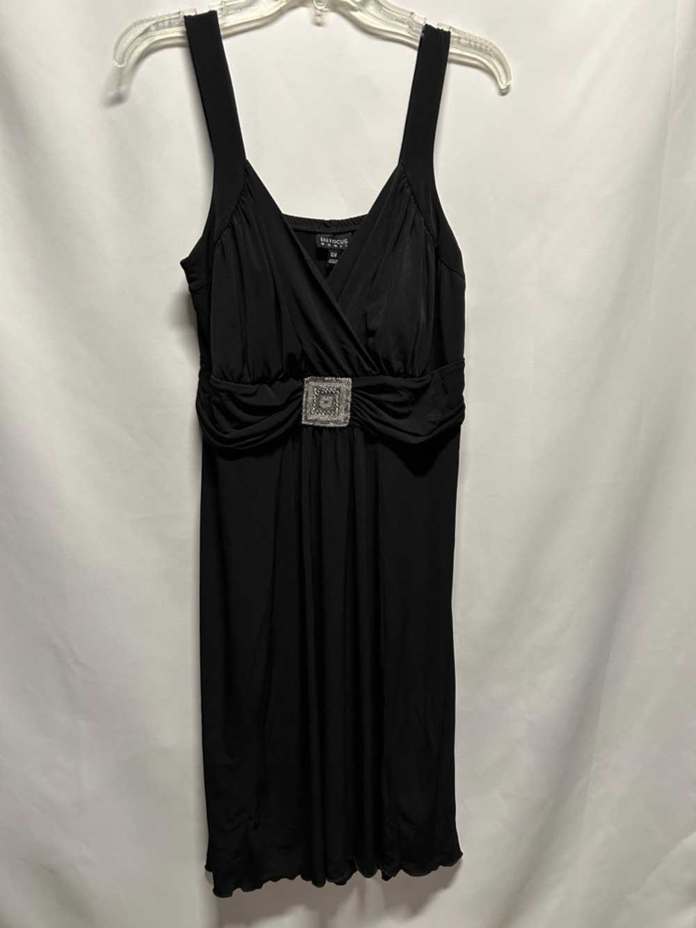 Black Women's Sleeveless Evening Dress with Embellished Waist